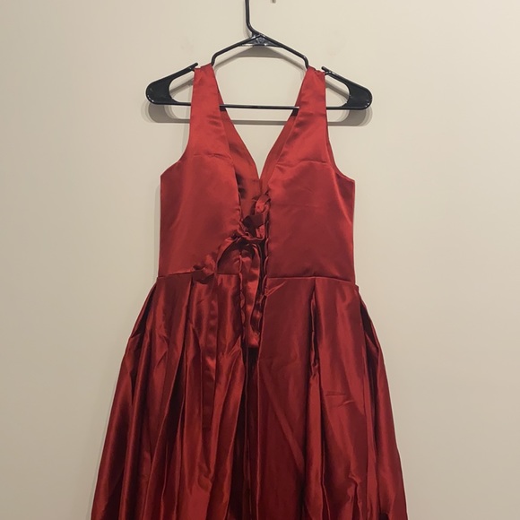 VNaix Rose Red V Neck Formal Maxi Dress Size 14 NWOT - Picture 5 of 6
